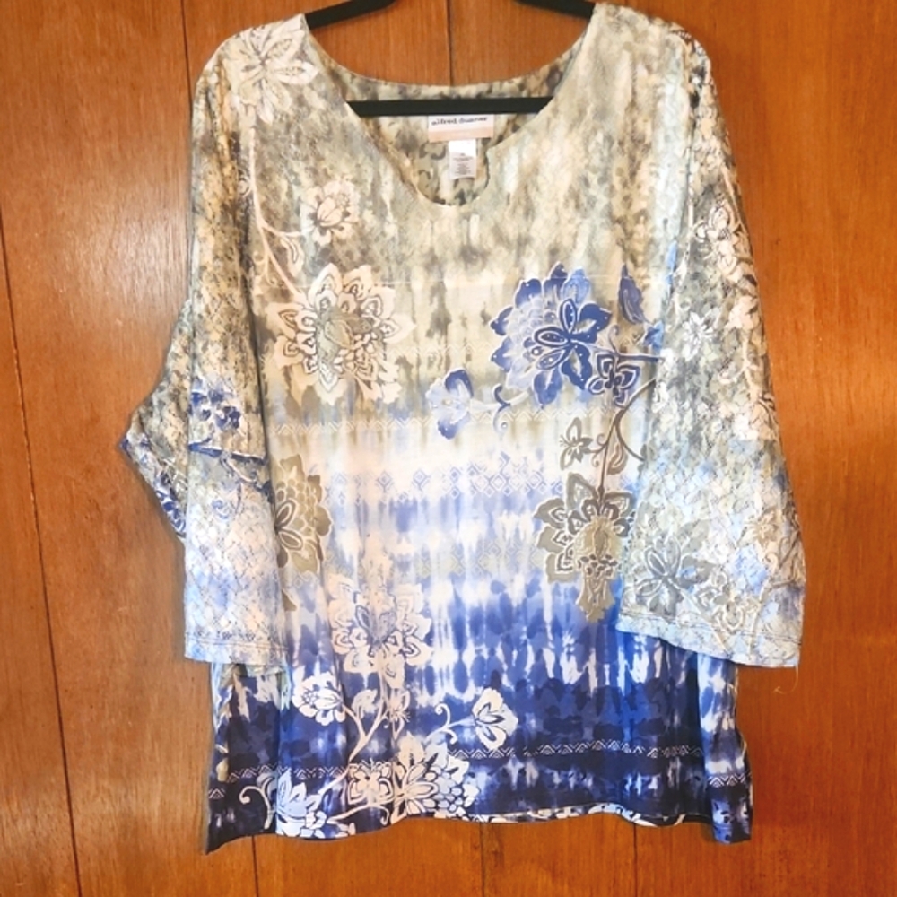 Alfred Dunner Green and Blue 3/4 Sleeve Boxy Blouse